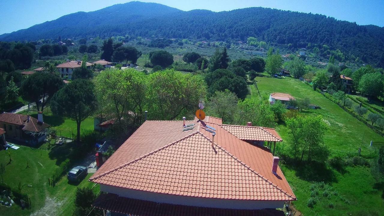 Отель Itamos House Вурвуру Экстерьер фото